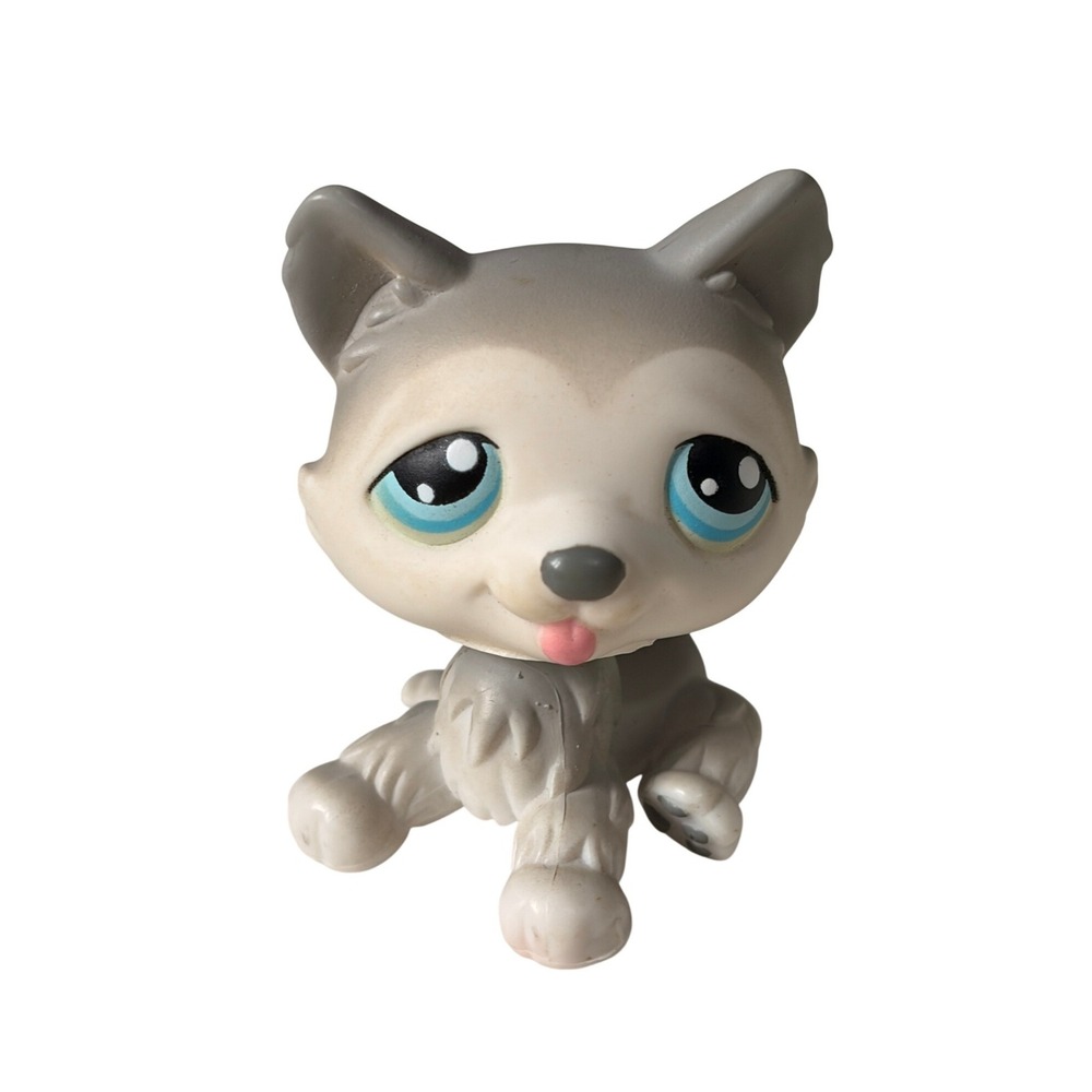 Hasbro Littlest Pet Shop Promo Husky Dog Grey Blue Eyes Magnet 2005 LPS Figure